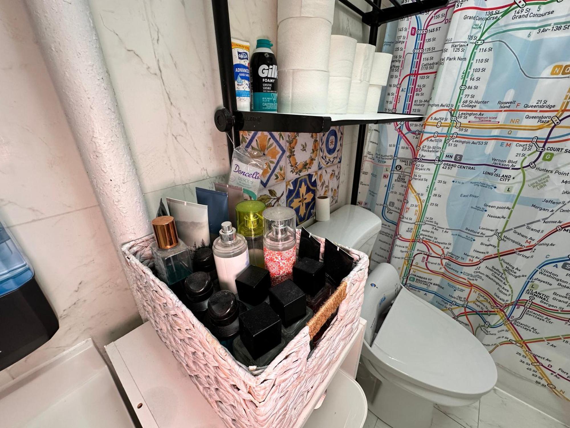 Tropical Comfort Room In Harlem Cozy Stay With Snacks & Style New York Extérieur photo